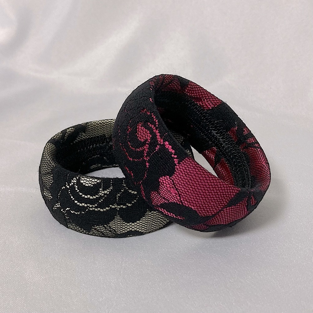 💫 Vintage Y2K Black Lace Pink And Silver Bangles Bracelets Set
